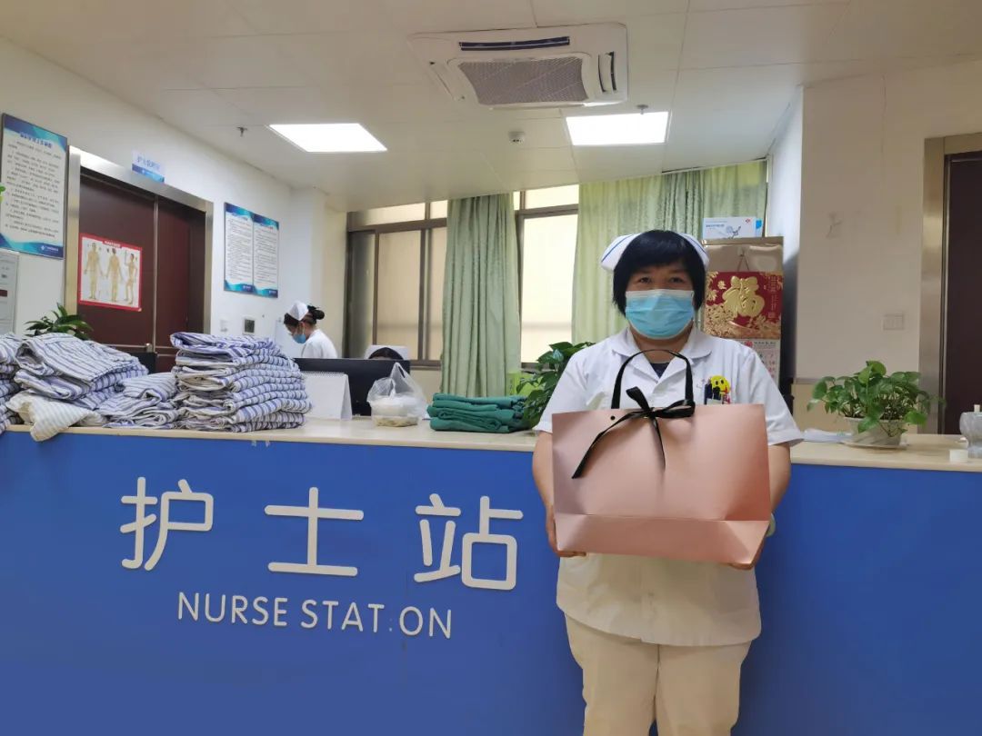 I.jpg